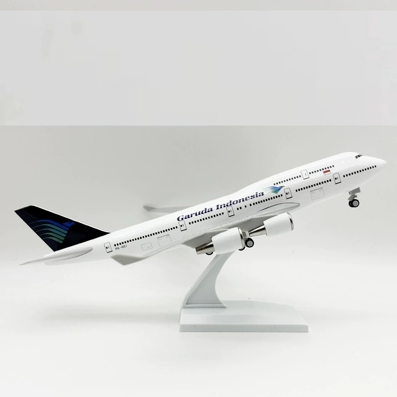 Model Kit Indonesia - 1/250 Scale 30cm Garuda Indonesia Airways