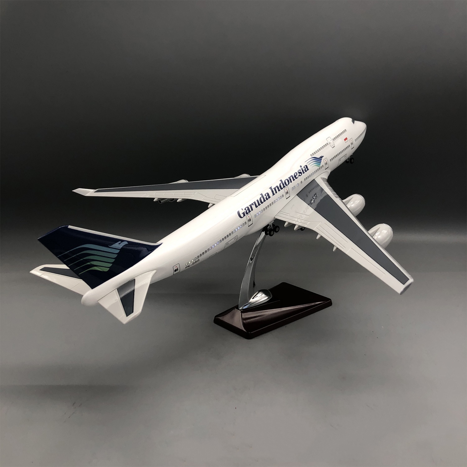 New Cabin Door Openable Garuda - Model Kit Indonesia recension och pris