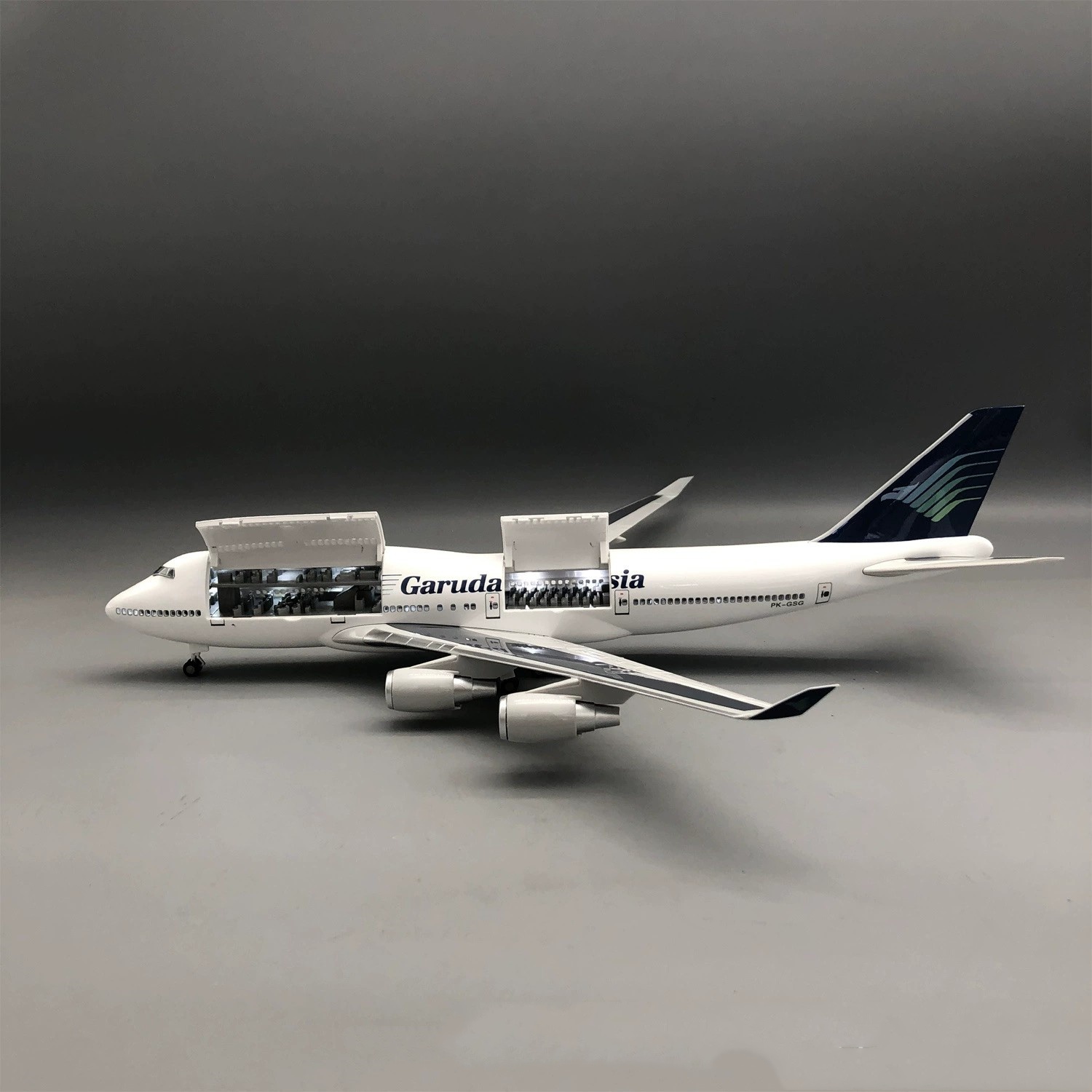 47cm Diecast Resin Aircraft B7 - Model Kit Indonesia recension och pris