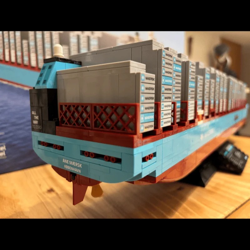 New 2026 Dual-Fuel Container V - Model Kit Chemistry recension och pris